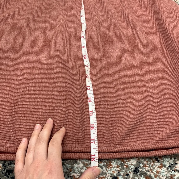 Dynamite tong sleeve crop top - Picture 6 of 6